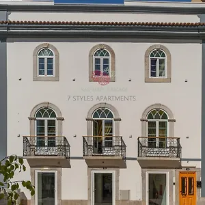 Apartment 7 Styles By Raspberry Cascade, Distrikt Faro
